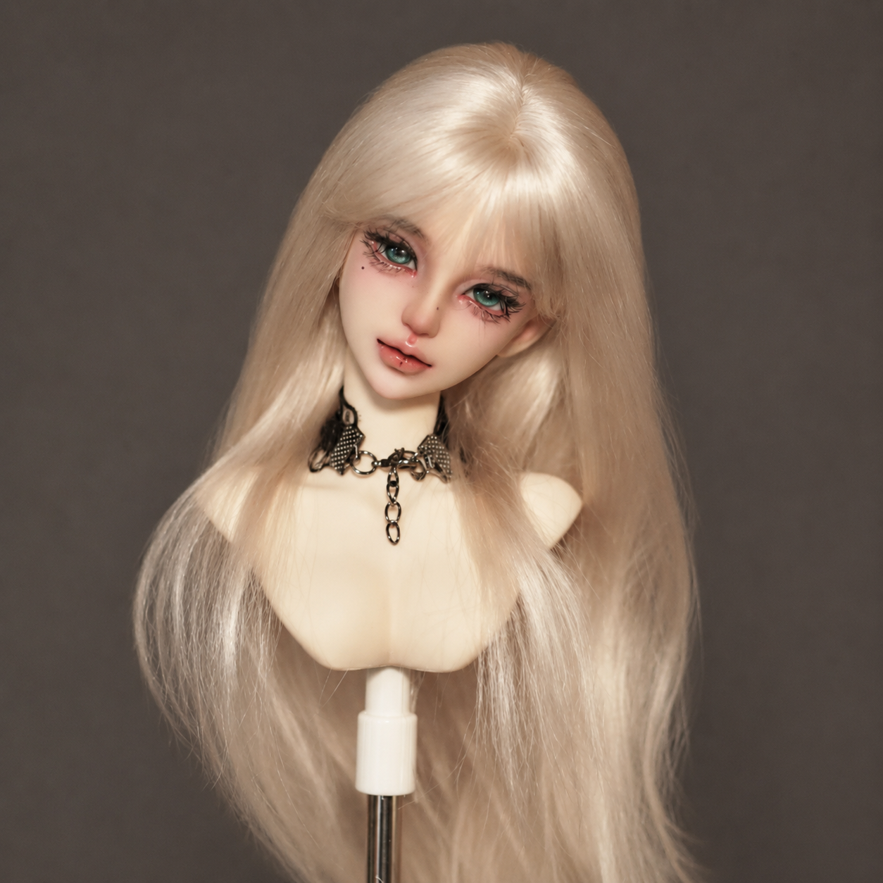Huiyu Doll Authentic SD/BJD 1/4 Ruoqing Girl Doll - Articulated Resin Doll Single Blank Head Product view